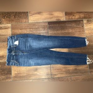 Frayed jeggings